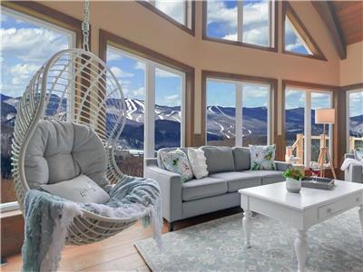 Sunset Tremblant view, spa sauna & warm fireplace