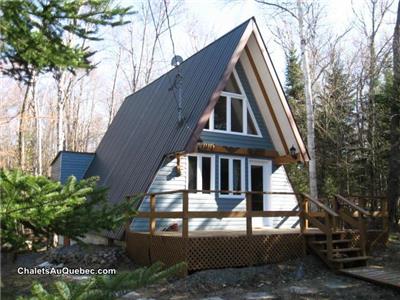 Alto cottage for rent with lake acces in St. Adolphe d'Howard in the Laurentians