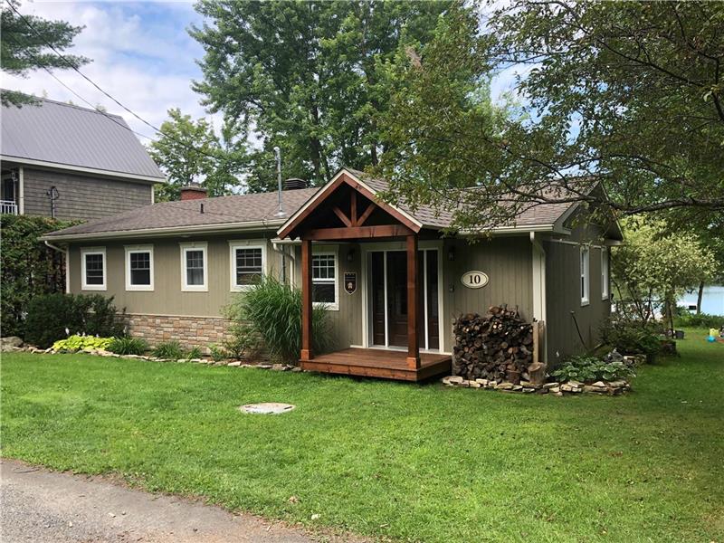 Cottage Lake Lovering Magog Cottage Rental PL15932 ChaletsAuQuebec