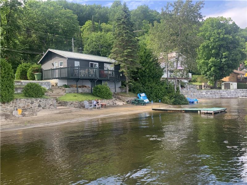 Chalet 4 saisons au lac Simon Chalet à louer LacSimon OR24865 ChaletsAuQuebec