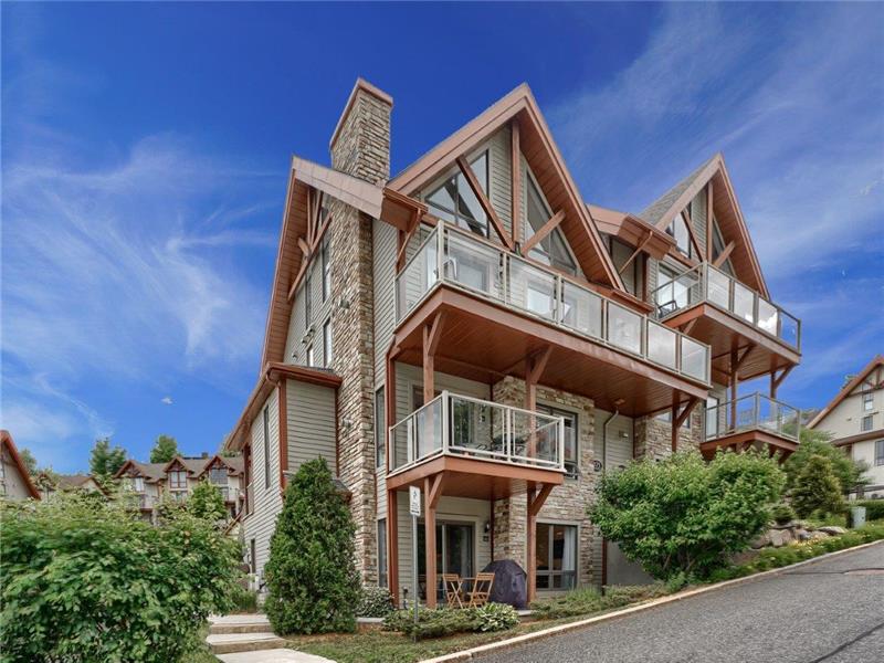 Superbe Condo dans la montagne Chalet à louer Bromont OR30568